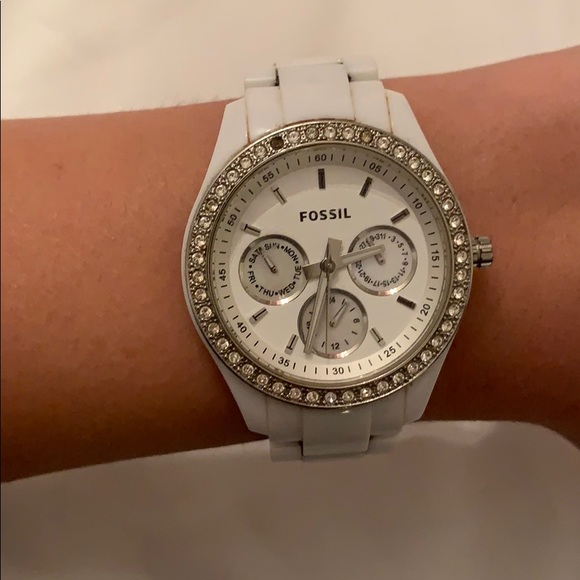 Fossil Watch - Picture 1 of 2